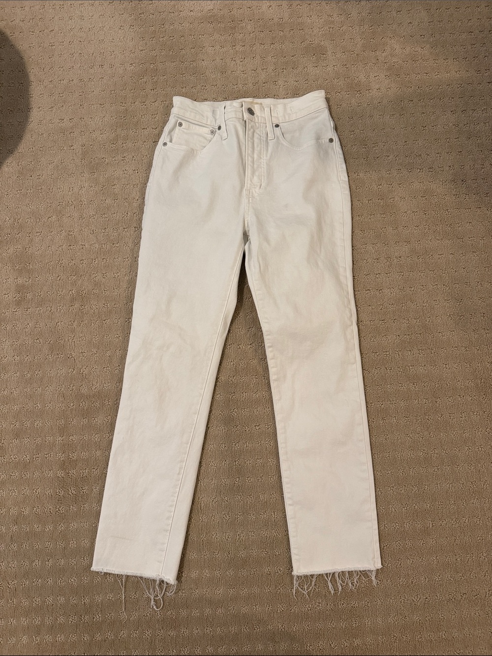 Women's White Straight-Leg Jeans - Classic Casual Style